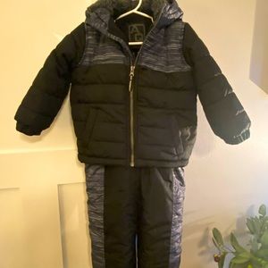Boys 3T Snowsuit